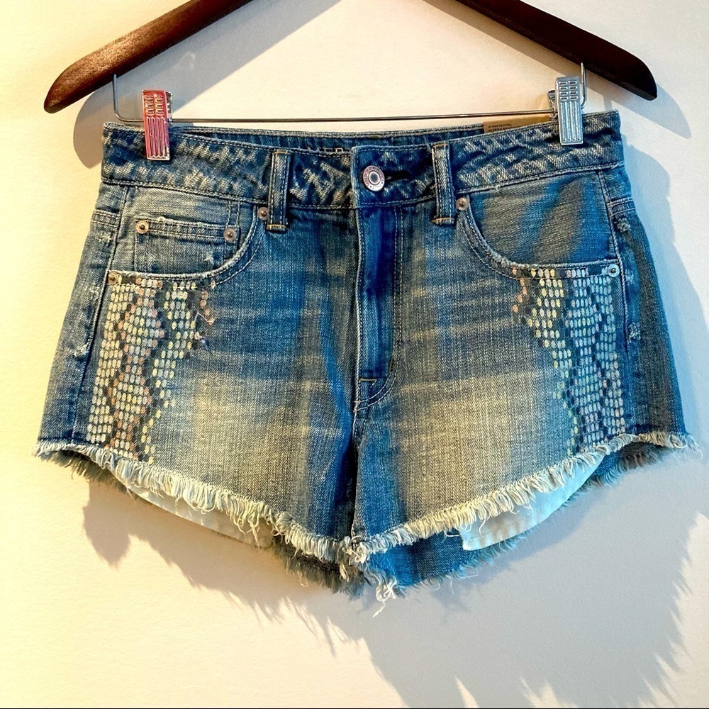 AMERICAN EAGLE OUTFITTERS High Rise Festival Sz 4 NWT